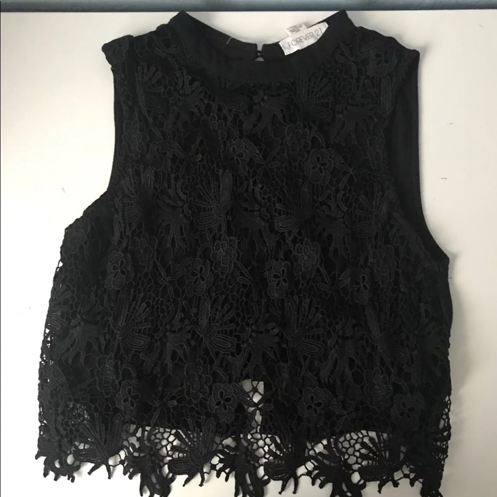 Black crop top